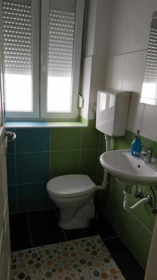 Apartman Katnic By The Beach Crikvenica Exterior foto