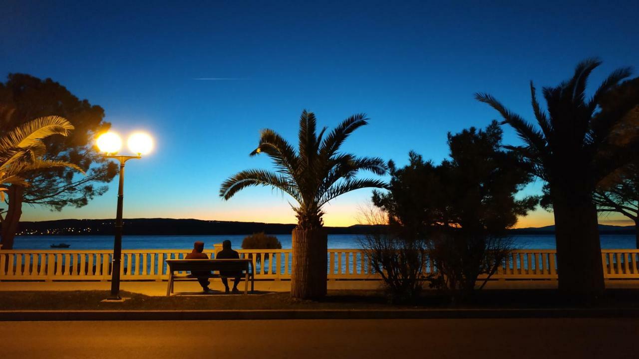 Apartman Katnic By The Beach Crikvenica Exterior foto